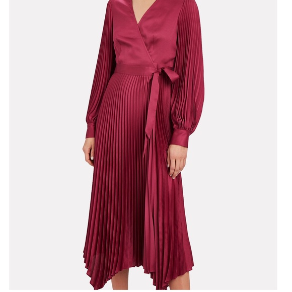 INTERMIX Dresses & Skirts - INTERMIX ALLISON PLEATED WRAP DRESS